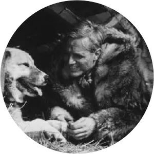 La Loi du Nord (La Piste du nord) - 1939 ‧ Drama ‧ 1h 35m