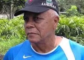 Liminha (futebolista) (Liminha) - Football player