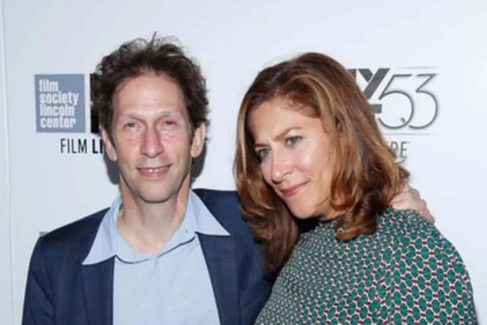 Lisa Benavides - Actress