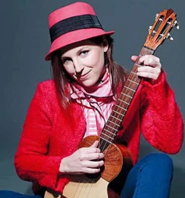 María Colores - Chilean singer-songwriter