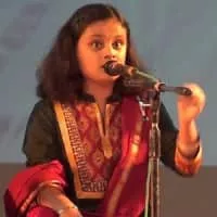 Mugdha Vaishampayan - Singer