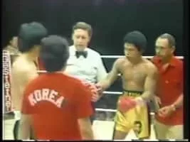 Rolando Navarrete - Filipino former professional boxer