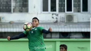 Roni Fatahillah - Indonesian footballer