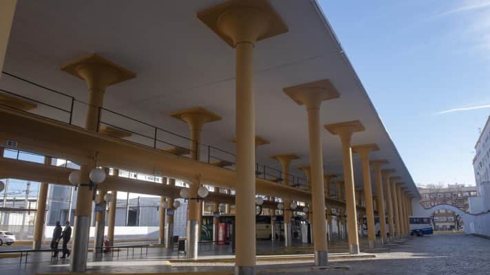 Viviendas y Estacion de Autobuses del Prado de San Sebastian - 