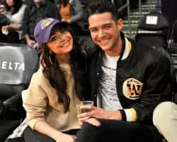 Wells Adams - TV actor