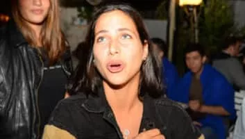 Zehra Çilingiroğlu - Hülya Avşar's daughter