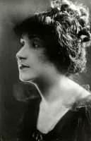 Alice Hollister - American film actress