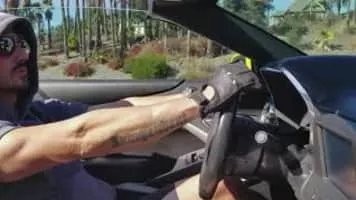 Gökhan Özen - Turkish singer-songwriter