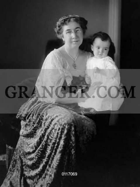 Mabel Gardiner Hubbard - American businesswoman ‧ Alexander Graham Bell's wife