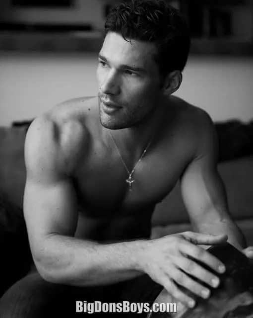 Aaron O'Connell - American model