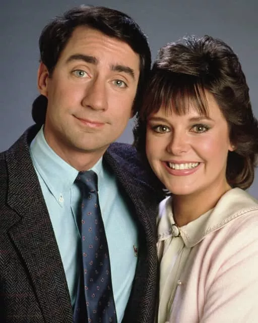 Amanda Bearse - American actress