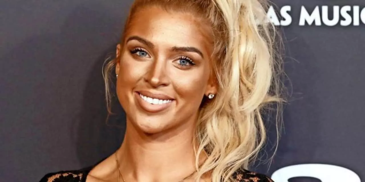 Aneta Sablik - Polish singer