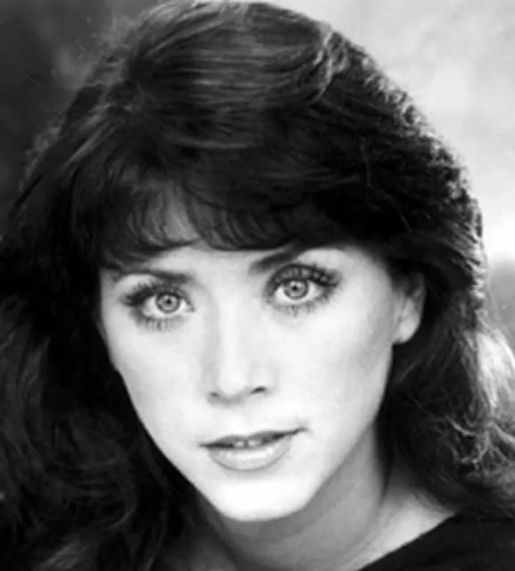 Betsy Joslyn - Actress