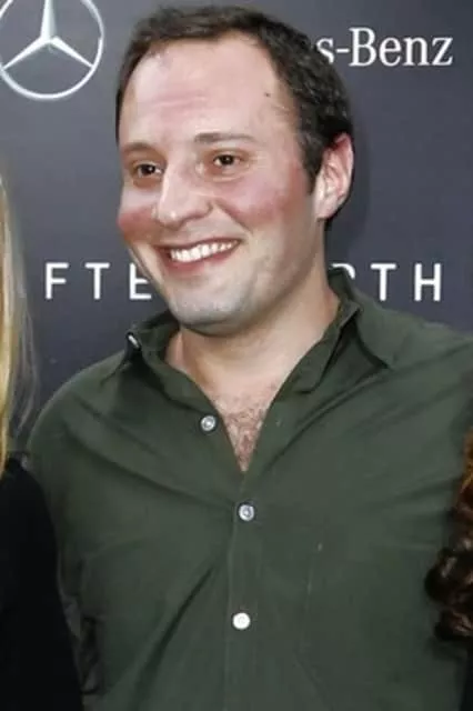 Brett Icahn - American businessman ‧ Carl Icahn's son