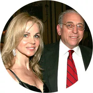 Claudia Heffner Peltz - Nelson Peltz's wife