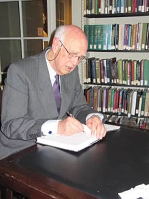 Curtis Roosevelt - American writer