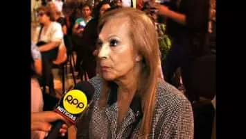 Edith Barr - Peruvian singer