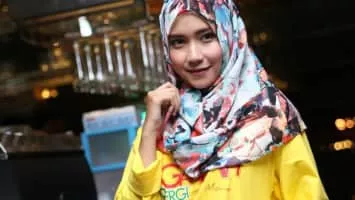 Izzah Ajrina - Actor
