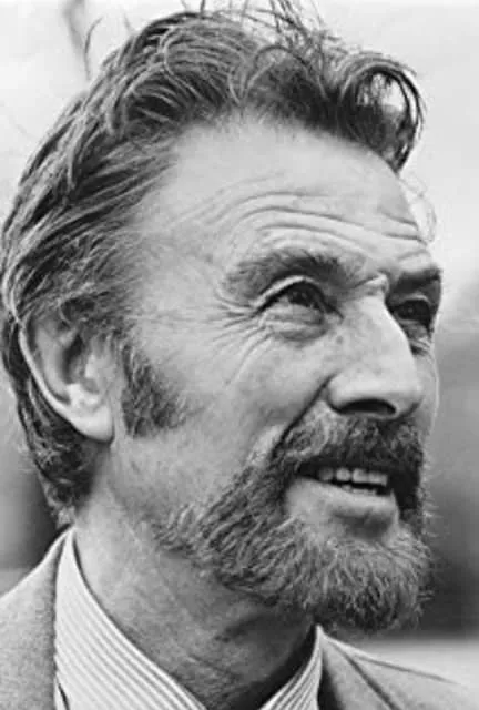 Jack Gwillim - English character actor