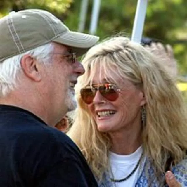 Kim Carnes - American singer-songwriter