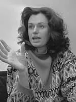 Liz Snoyink - Actress