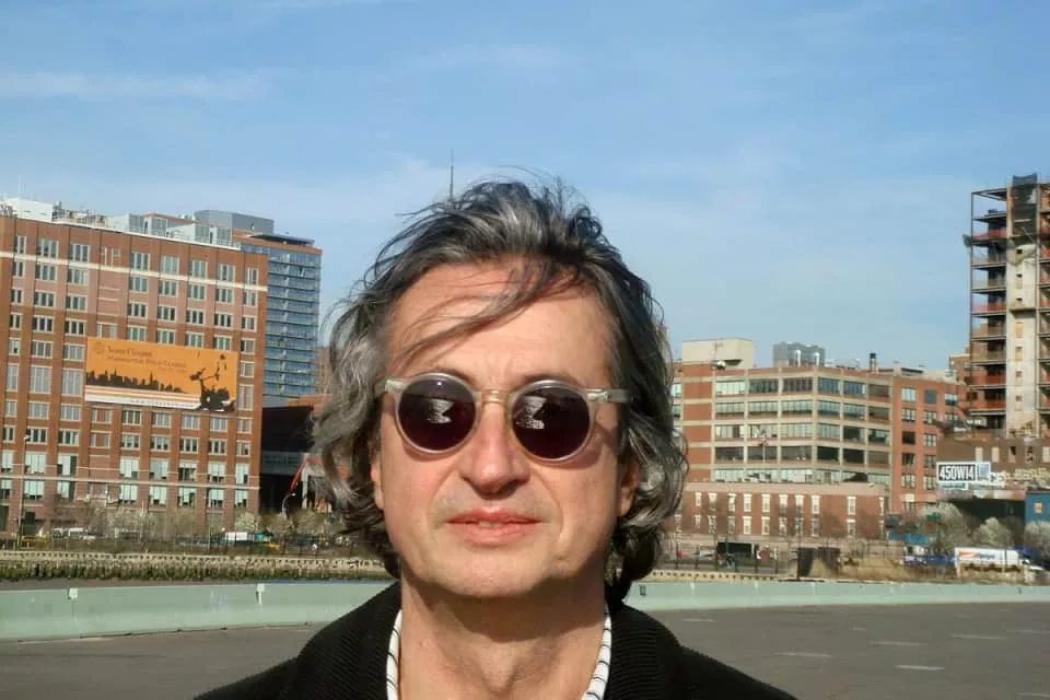 Luis Ospina - Director