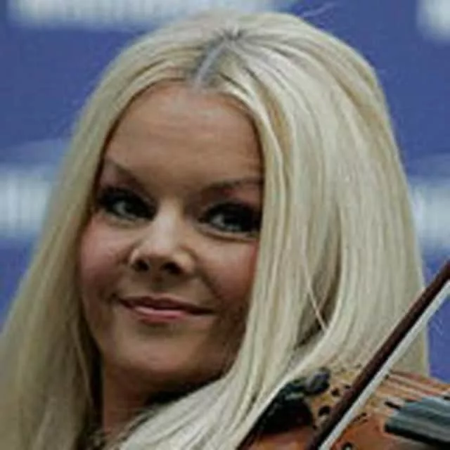 Máiréad Nesbitt - Irish music performer