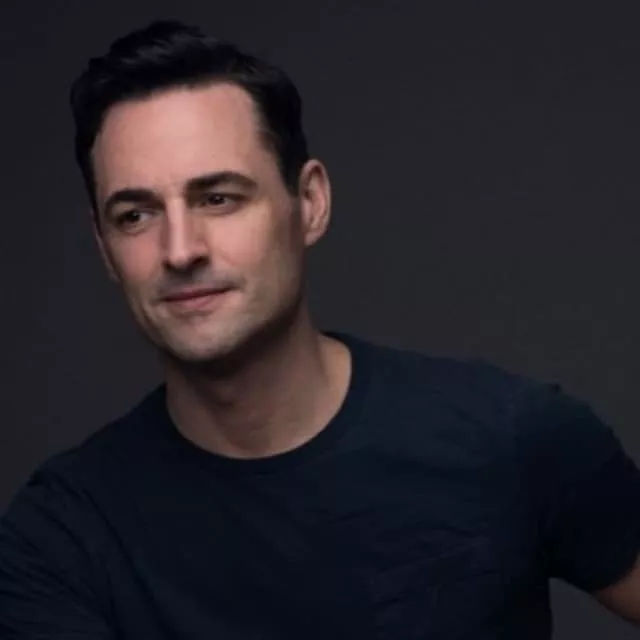 Max von Essen - American actor