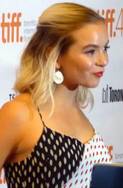 Morgan Saylor - American actress