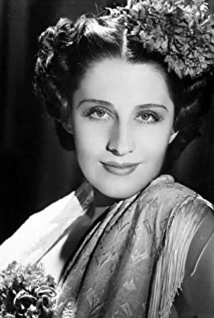 Norma Shearer - Canadian-American actress