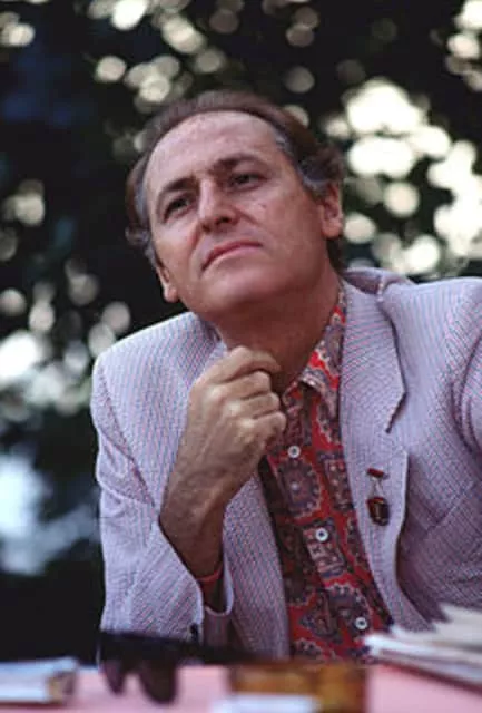 Renzo Arbore - Italian television host