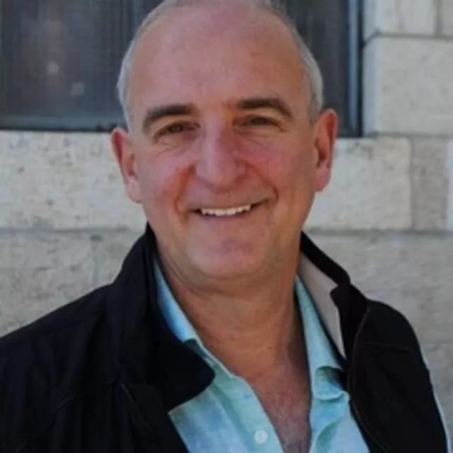 Roger Cohen - Journalist