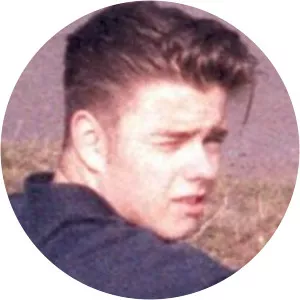 Sean Phillips - British comic book artist