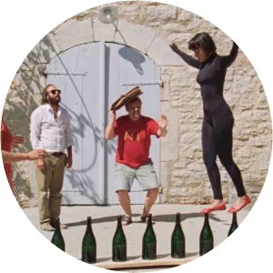 The Rendez-Vous of Déjà-Vu (La Fille du 14 juillet) - 2013 ‧ Comedy ‧ 1h 28m