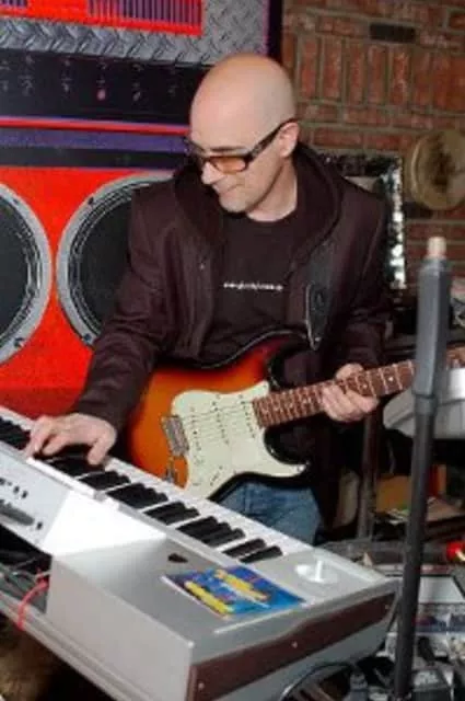 Warren Cuccurullo - American musician