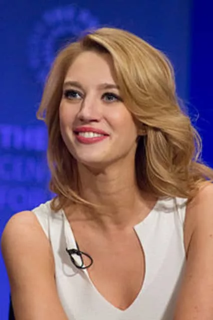 Yael Grobglas - French-Israeli actress