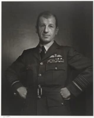 Charles Portal, 1st Viscount Portal of Hungerford - Senior officer