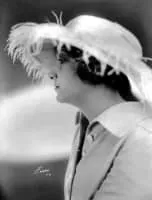 Alice Hollister - American film actress