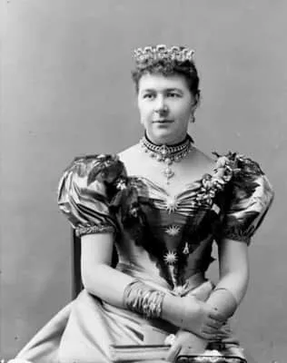 Ishbel Hamilton-Gordon, Marchioness of Aberdeen and Temair - British author