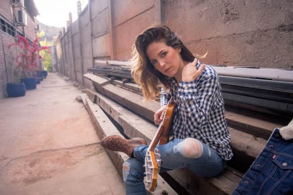 María Colores - Chilean singer-songwriter