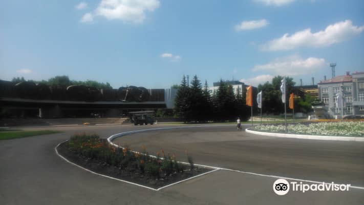 Memorial'nyy Muzey Boyevoy I Trudovoy Slavy Kuznetskikh Metallurgov Novokuznetsk - 