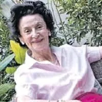 Ángela Téllez-Girón, 16th Duchess of Osuna (Ángela Téllez-Girón) - 