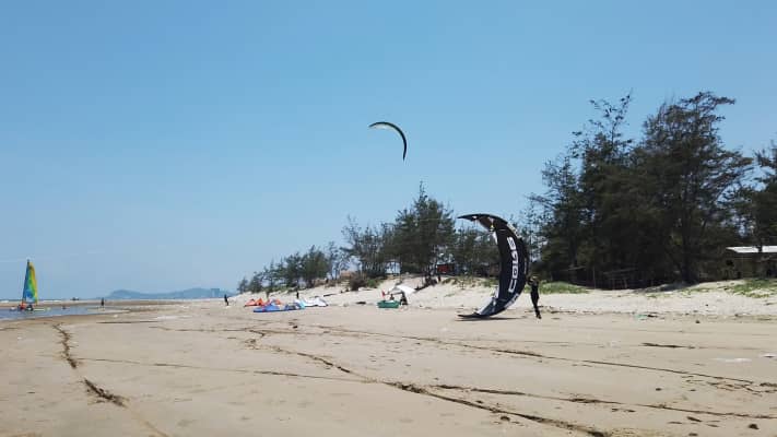 Bai Biển Dồi Nhai Ba Ria - Vung Tau - Public beach in Vung Tau, Vietnam