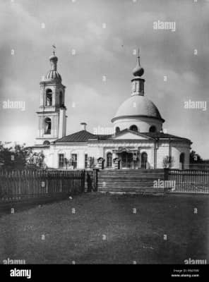 Church of Saint George in Old Luchniki in Moscow - 