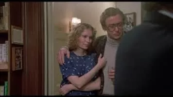 Hannah and Her Sisters - 1986 ‧ Drama/Comedy-drama ‧ 1h 47m