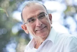 Humberto de la Calle Lombana (Humberto de La Calle) - Former Vice President of Colombia