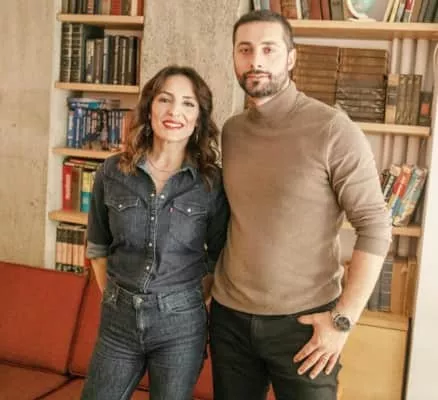 Zeynep Bakşi Karatağ - Singer