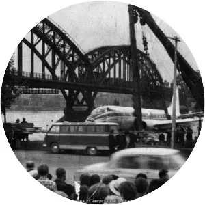 1963 Aeroflot Tupolev Tu‑124 Neva river . . .