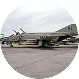 1977 Yokohama F-4 crash - Airplane crash