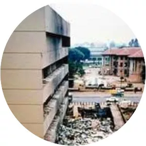 1998 United States embassy bombings - Terrorist bombing